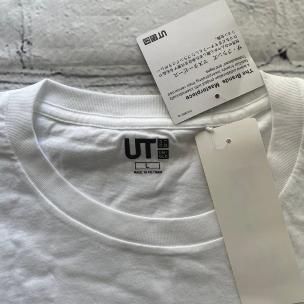 Uniqlo The Brands Masterpiece Short Sleeve Shirt - Picture 5 of 8